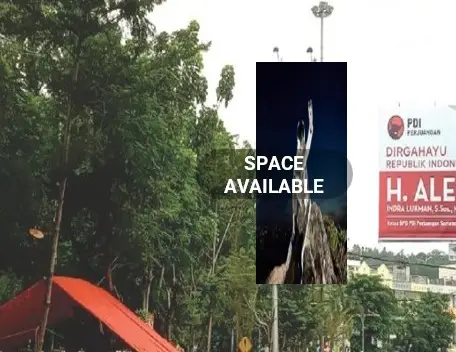 Sewa Reklame Billboard Tokabe.id - Jl. Diponegoro, di depan Mulia Plaza Electronics, Kota Padang, Provinsi Sumatera Barat - Titik billboard strategis Medan